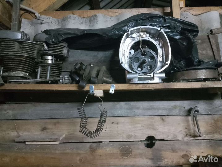Двигатель к мотоциклу урал в разборе. Есть все