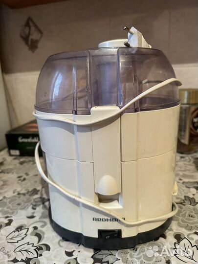 Соковыжималка Redmond