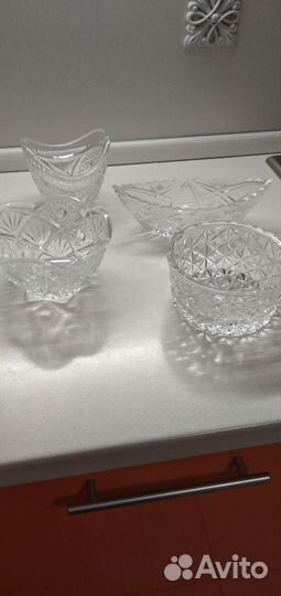 Хрустальная ваза