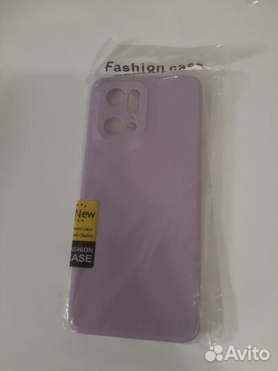 Чехлы на телефоны