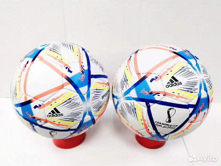 Футбольный мяч adidas