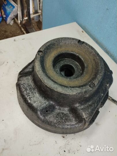 Octavia a5 Ящик инструментальный