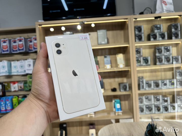 iPhone 11, 128 ГБ