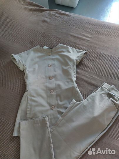 Медицинский костюм