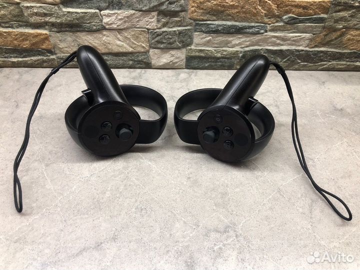 Новые Контроллеры Oculus Touch для Rift и Quest