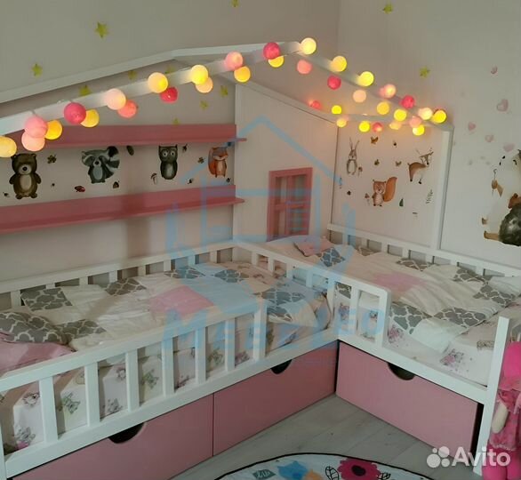 Двухъярусная кровать