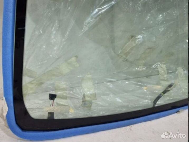 Стекло лобовое переднее Toyota Land Cruiser 200