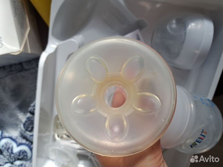 Молокоотсос электрический Avent