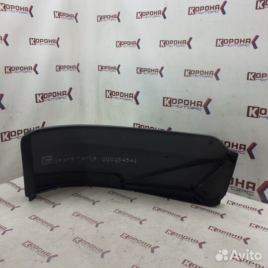 Накладка переднего бампера правая MAN