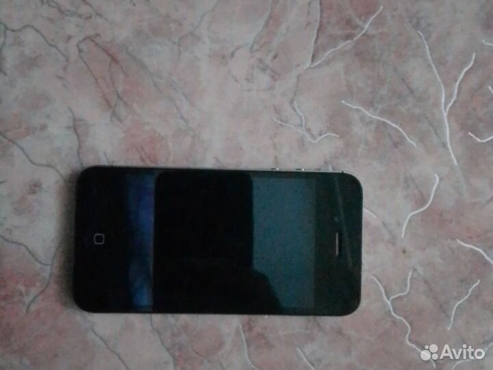 iPhone 4, 8 ГБ