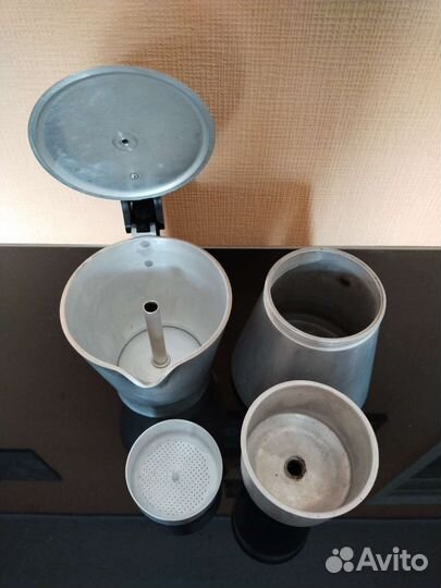 Кофеварка гейзерная СССР. 0,6 л. 1973 год