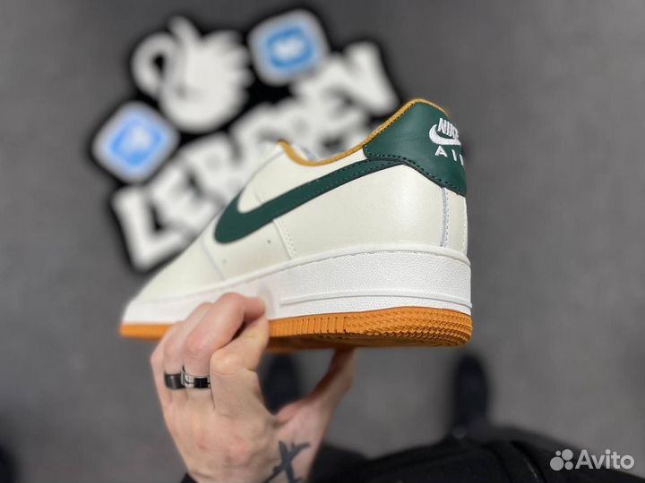 Кроссовки мужские Nike Air Force 1 Green Swoosh