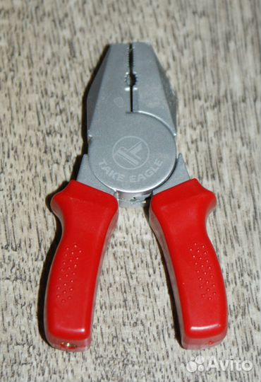 Зажигалка газовая «Пассатижи», пьезо, 4.5 х 8.5 см