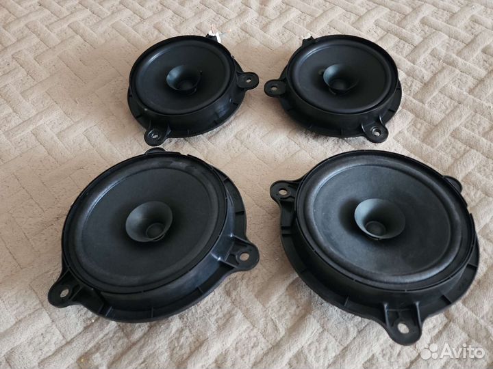 Комплект динамиков в авто 16и13