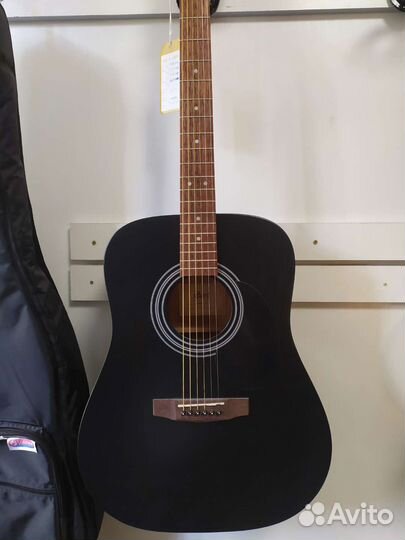 Акустическая гитара новая