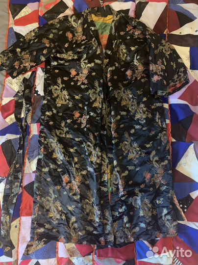 Шелковый халат мужской