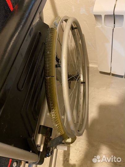 Инвалидная коляска