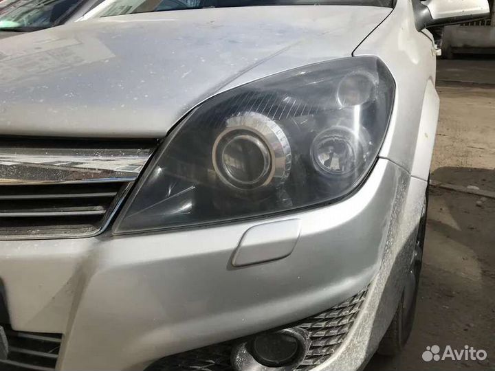 Крышка омывателя фар Opel Astra H