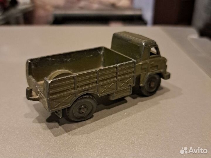 Ниссан Nissan GT-R 35,газ-66 СССР