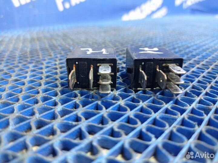 Реле Nissan Almera Classic седан QG16DE 2007