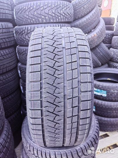 Triangle PL02 315/35 R20 110V