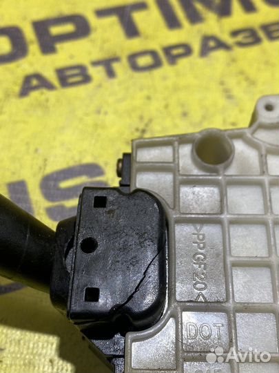 Подрулевой переключатель Hyundai Elantra