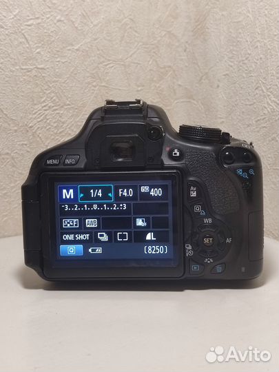 Canon eos 600d 18-55mm Kit (пробег 33тыс)