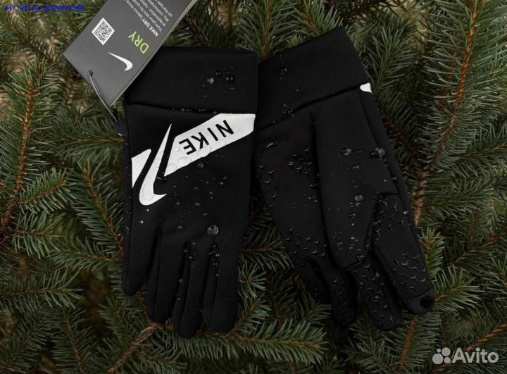 Перчатки Nike HyperWarm