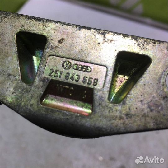 Ответная часть замка двери Фольксваген Транспорт