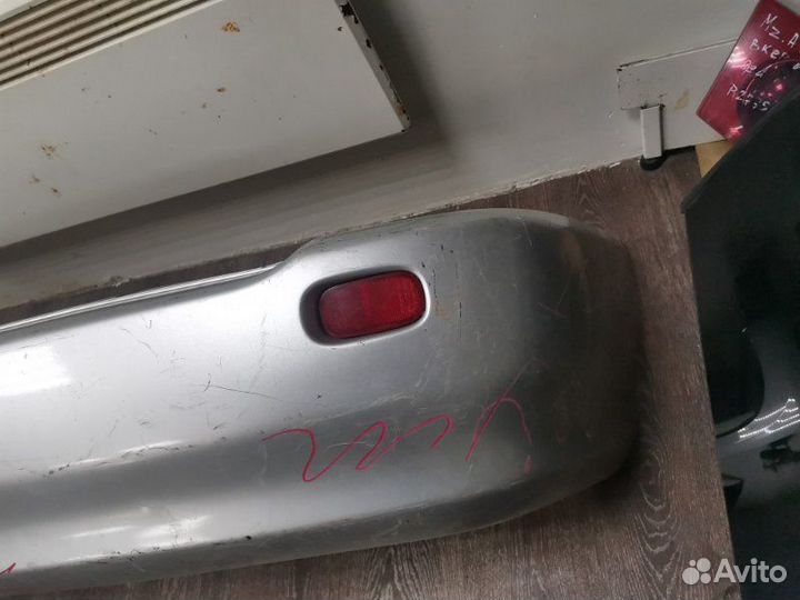 Бампер задний Toyota Ipsum