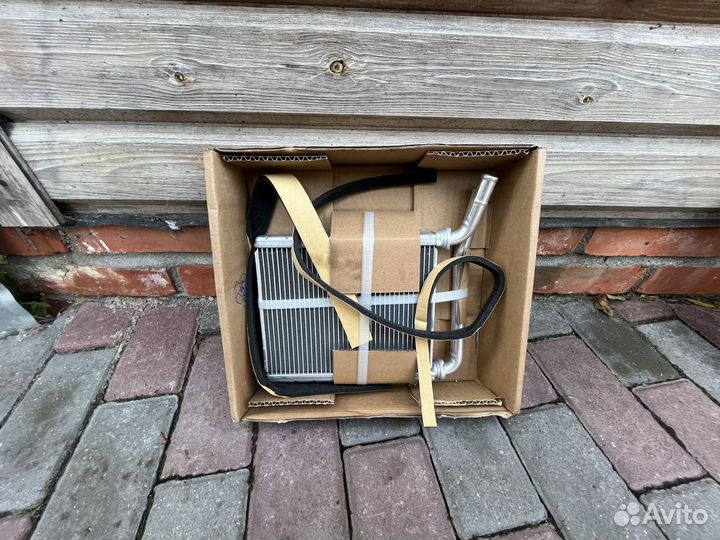 Радиатор печки toyota avensis 2011