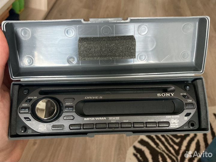 Передняя панель магнитолы Sony