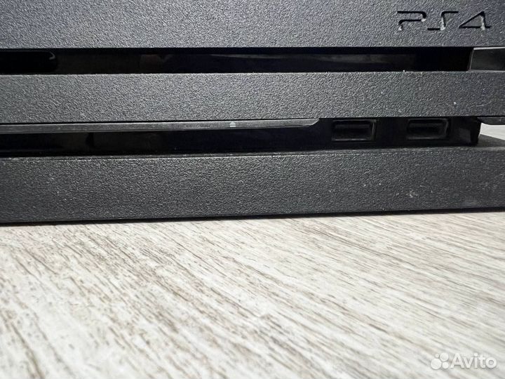 Sony playstation 4 Pro модель7208B 1Tb камера,2джо