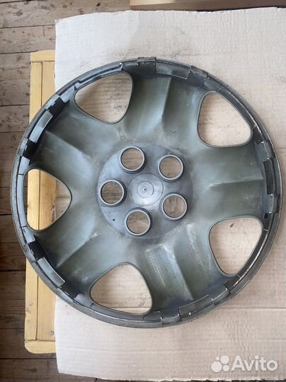 Колпаки r15 toyota avensis