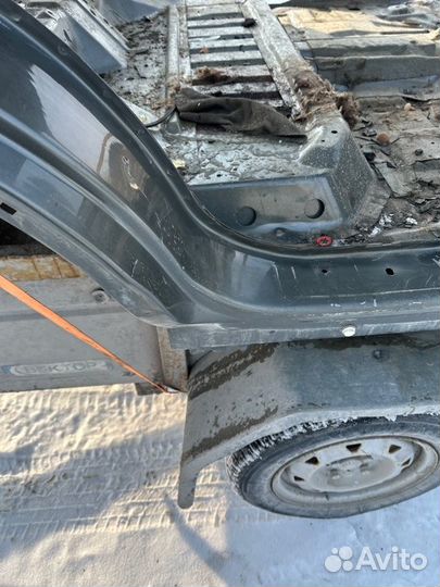 Порог правый Great Wall Hover 2008