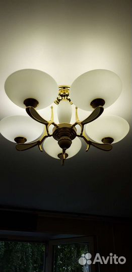 Люстра потолочная новая