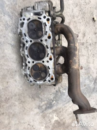 Головка блока цилиндров Nissan VQ 35