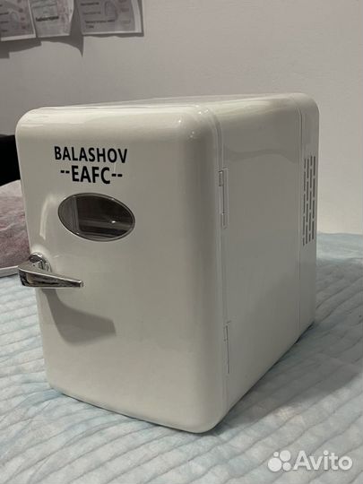 Минихолодильник новый