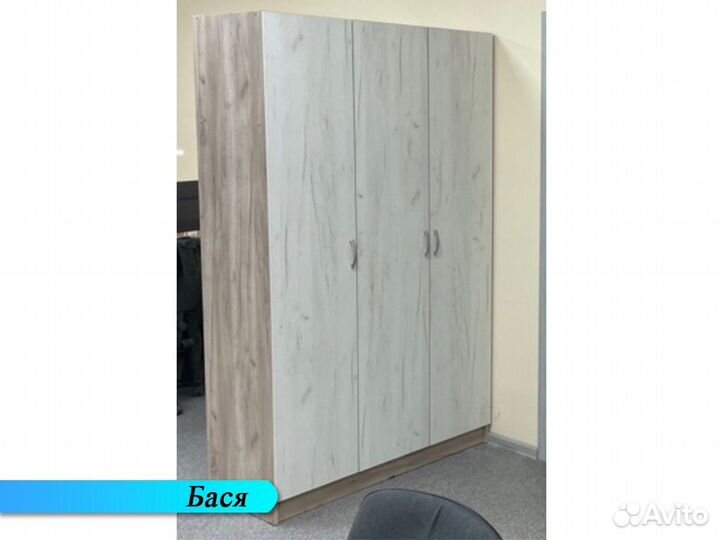 Шкаф распашной