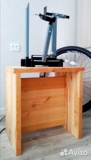 Станок для сборки и правки велосипедных колес