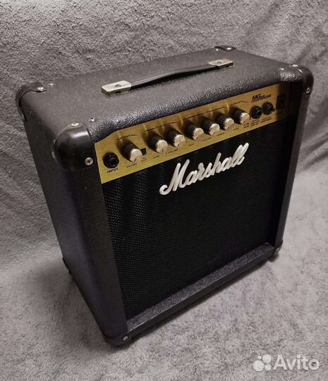 Комбоусилитель Marshall MG15CDR