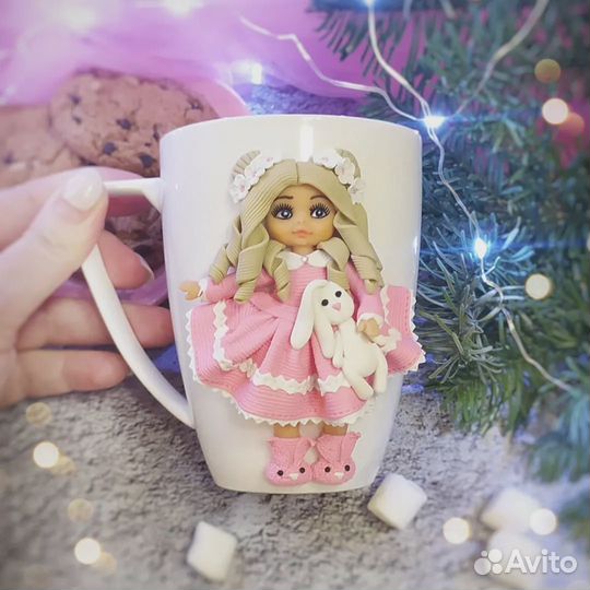 Кружки с куколками из полимерной глины