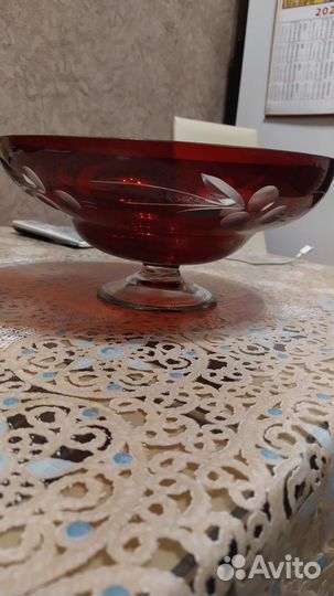 Ваза для фруктов цветное стекло