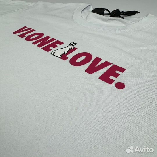 Футболка Vlone Love