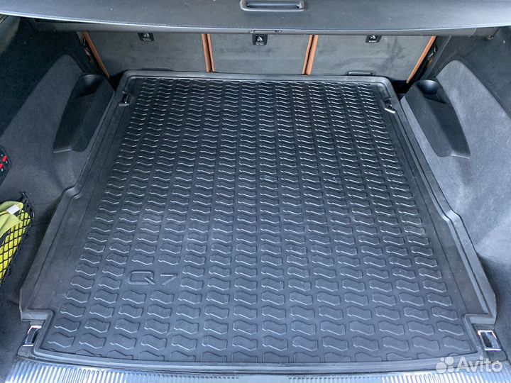 Коврик в багажник Ауди Q7/SQ7 4M оригинал