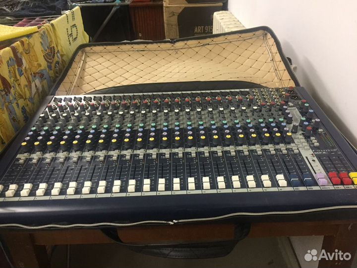 Микшерный пульт soundcraft mfx 20/2