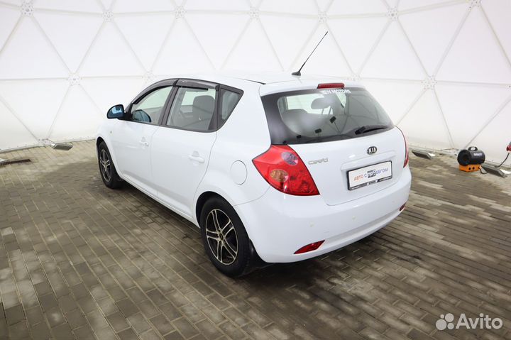 Kia Ceed 1.6 AT, 2009, 135 232 км