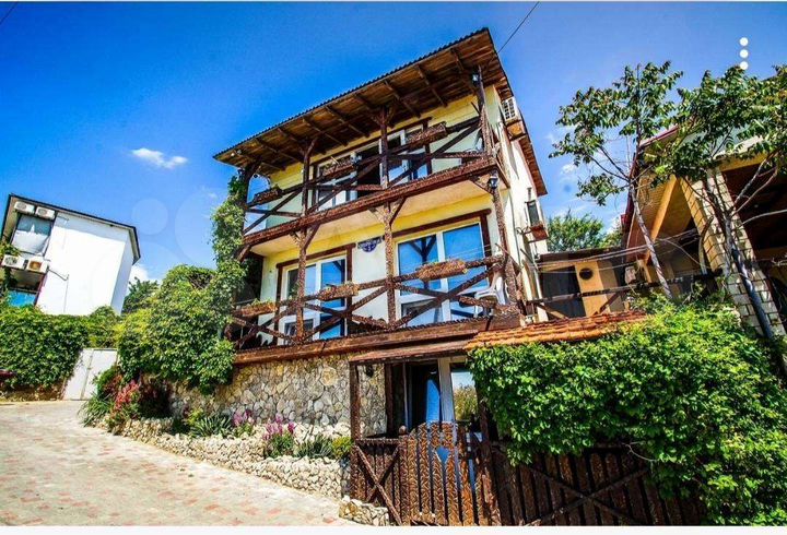 Комната 24 м², 1/4 эт.