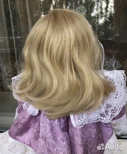 Продаю коллекционную куклу