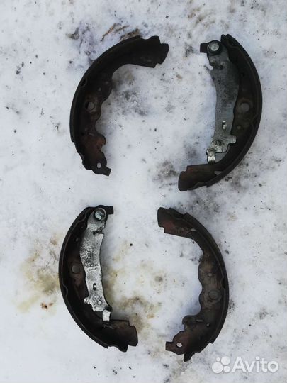 Тормозные колодки задние Рено